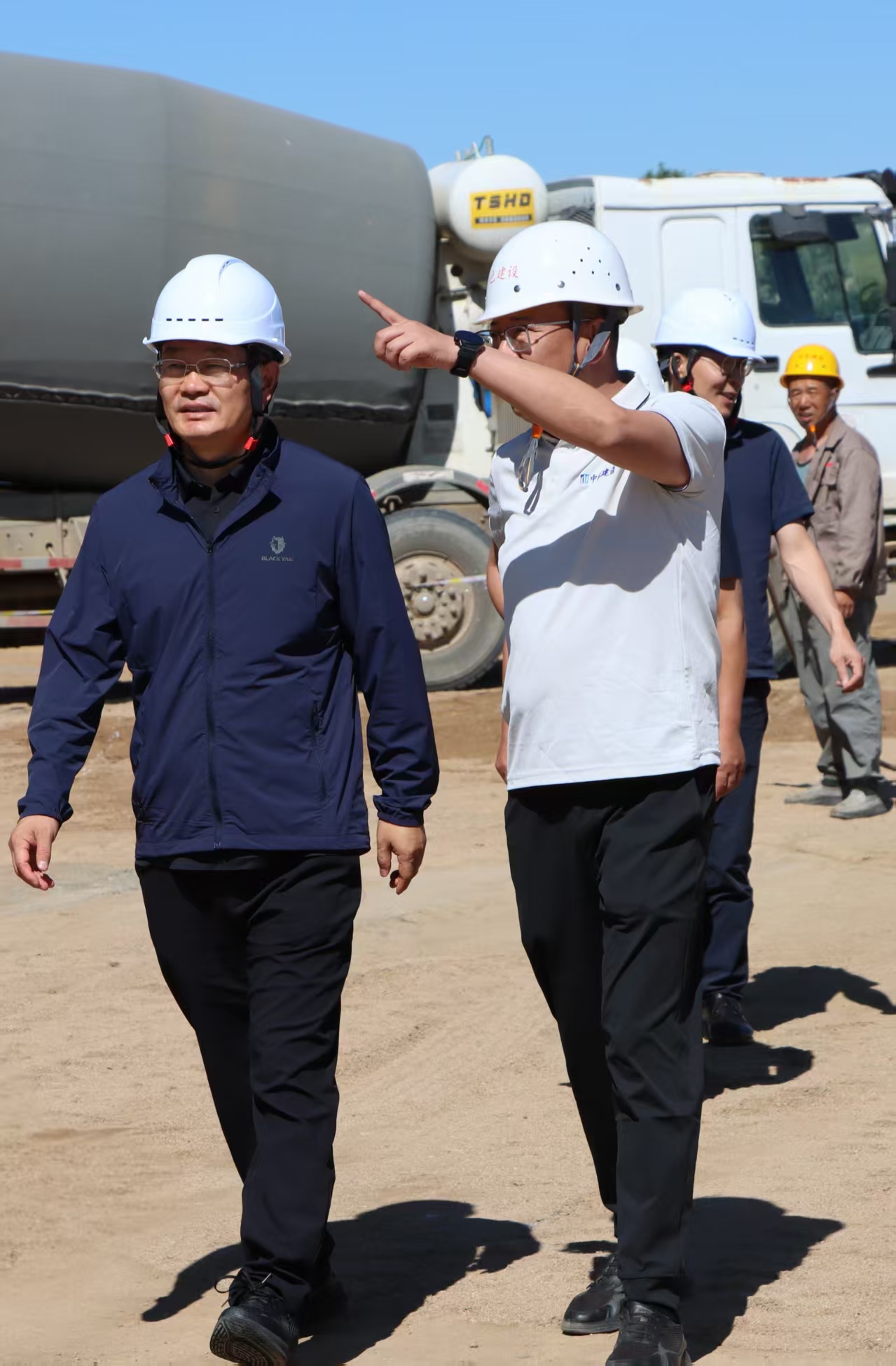 1753857480887004710.jpg auto